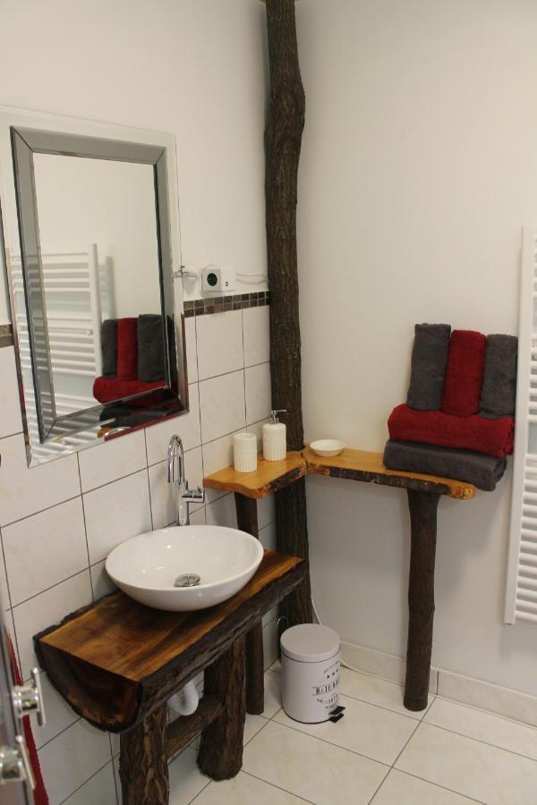 Ehm Resort Mesteri Екстериор снимка