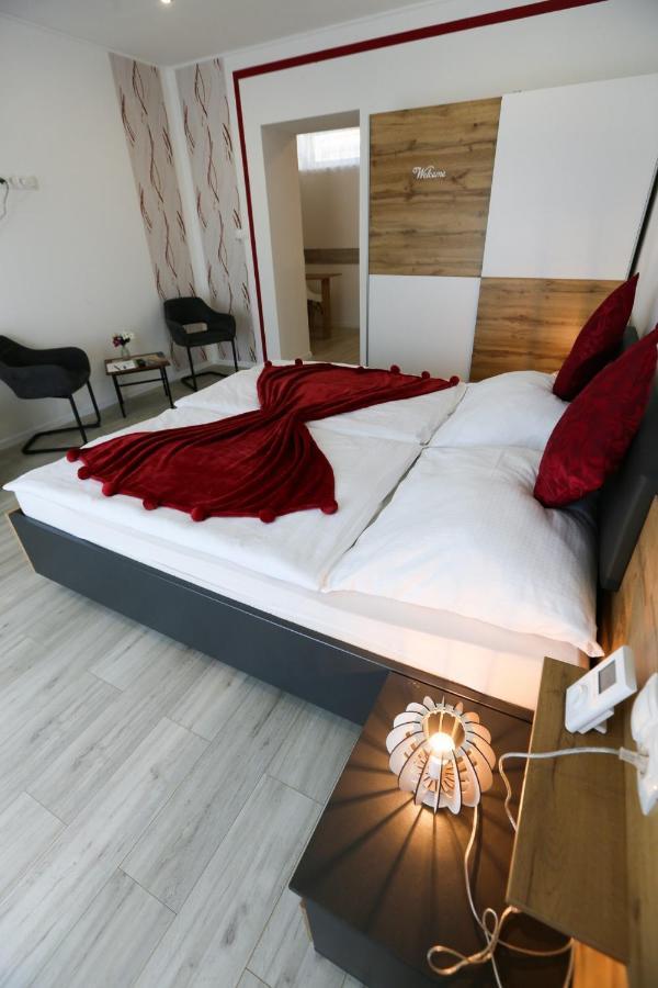 Ehm Resort Mesteri Екстериор снимка